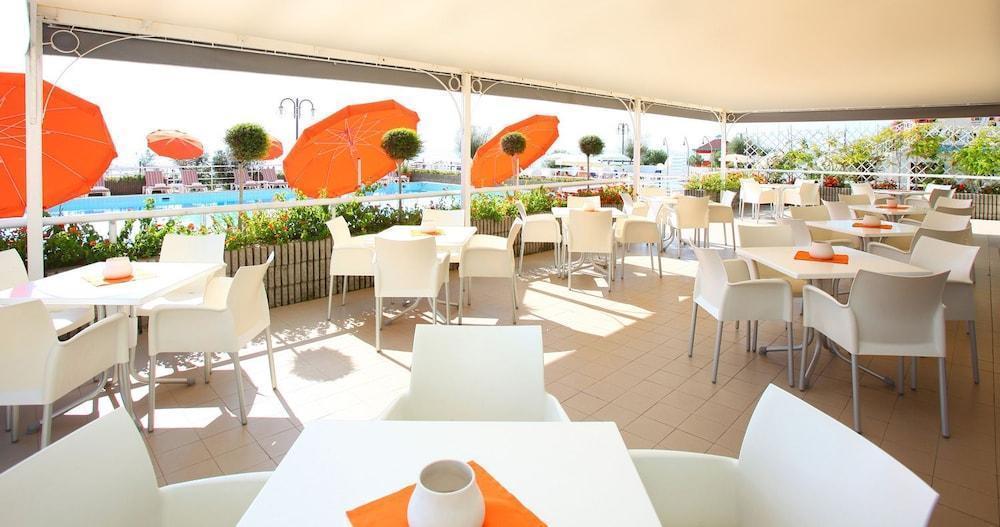 Hotel Astor Τζεσόλο Λίντο Εξωτερικό φωτογραφία