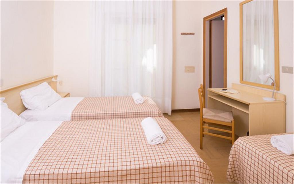 Hotel Astor Τζεσόλο Λίντο Εξωτερικό φωτογραφία