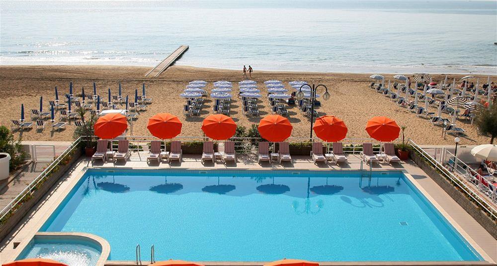 Hotel Astor Τζεσόλο Λίντο Εξωτερικό φωτογραφία