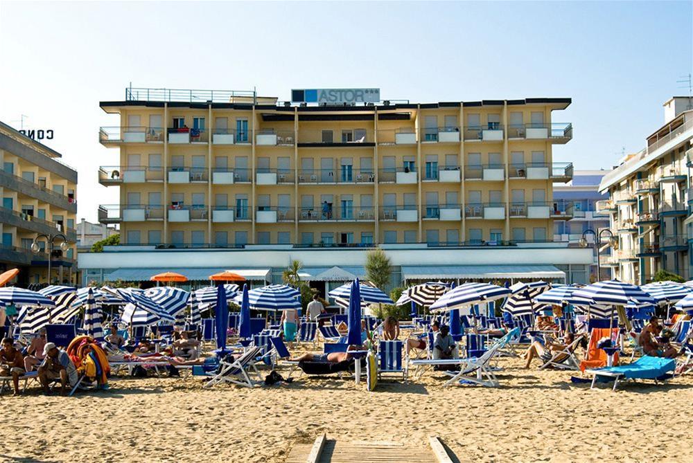 Hotel Astor Τζεσόλο Λίντο Εξωτερικό φωτογραφία