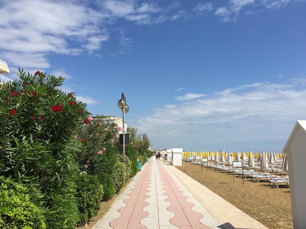 Hotel Astor Τζεσόλο Λίντο Εξωτερικό φωτογραφία