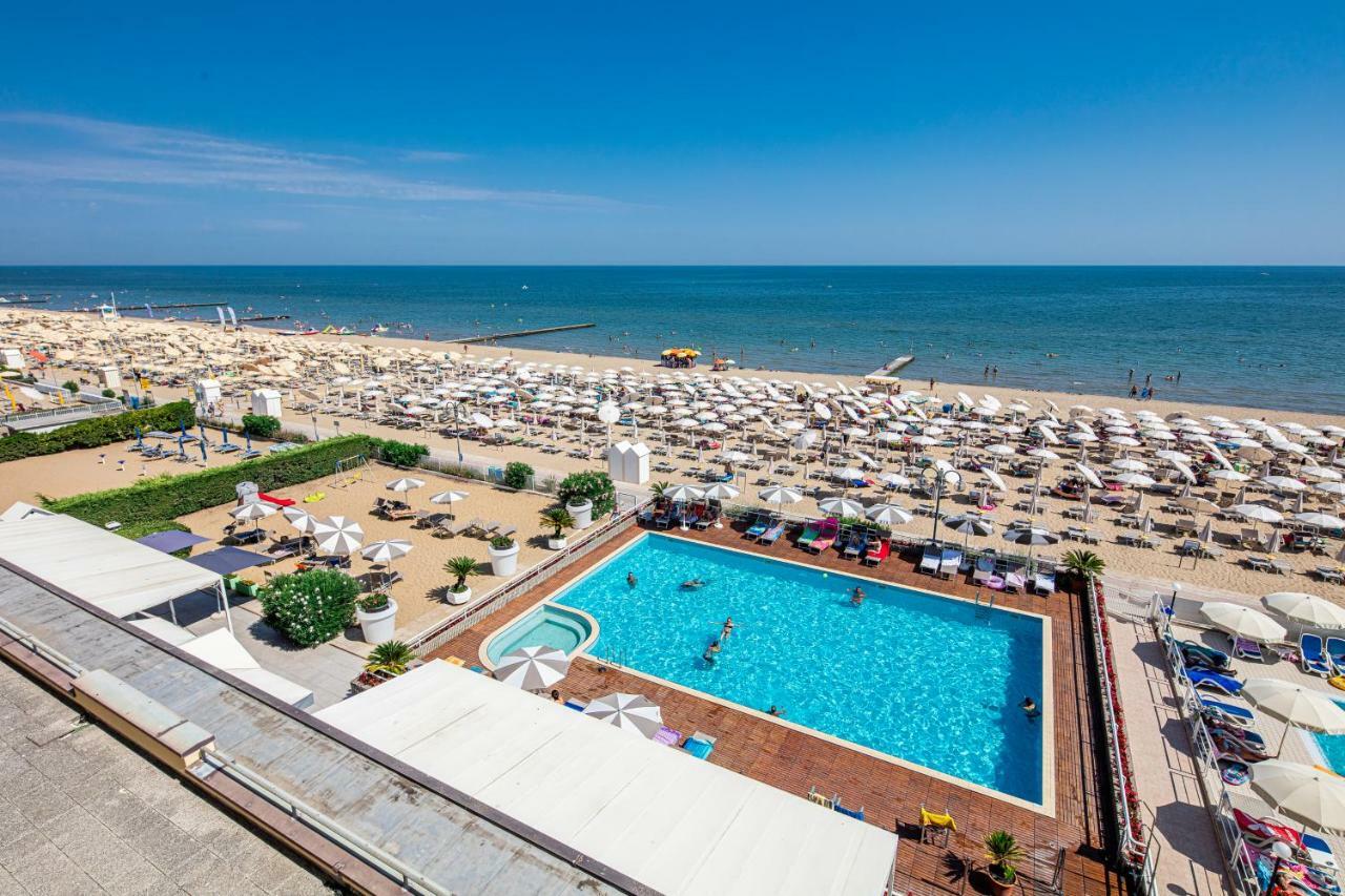 Hotel Astor Τζεσόλο Λίντο Εξωτερικό φωτογραφία